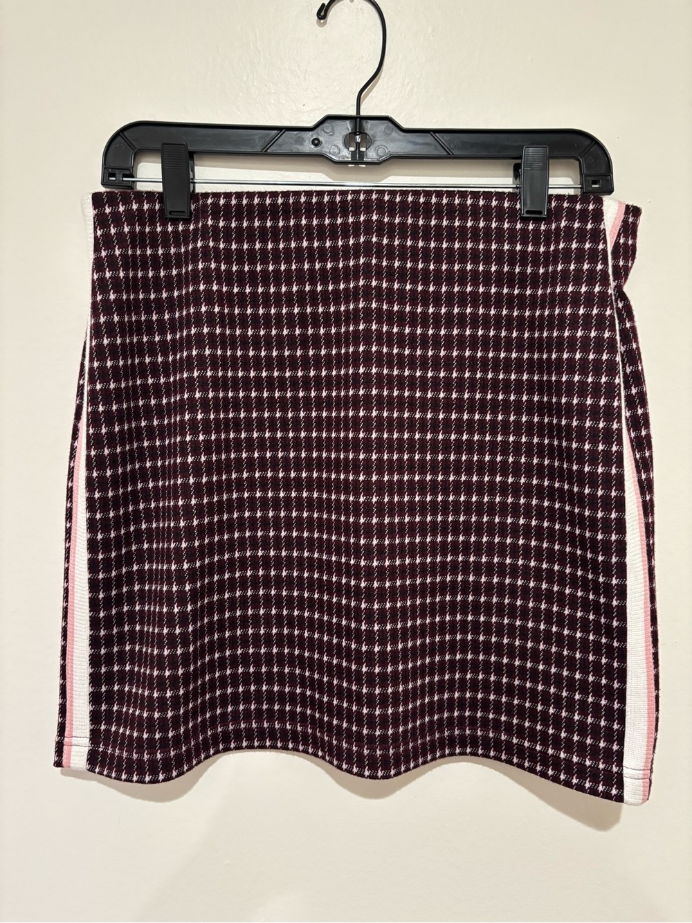 Forever 21 Women’s  Knit Skirt with Pink Side Trim